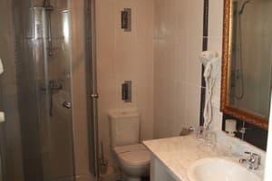 Фонтуш Бутик Отель 16