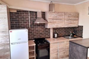 Luxury Apartments, ул. Михаила Мулика, возле авто и ж/д вокзала 1