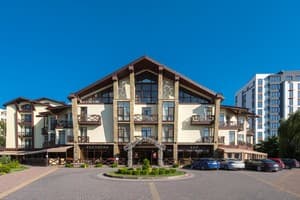 Optima Collection Парк Отель Ивано-Франковсk 4